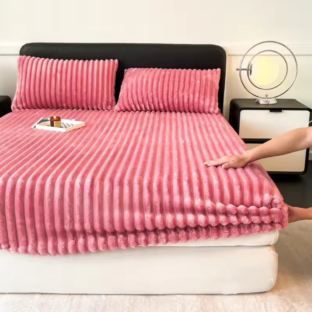 Quirky Hub Luxe Rabbit Fur Fitted Bedsheet – Pink | King Size 72x78