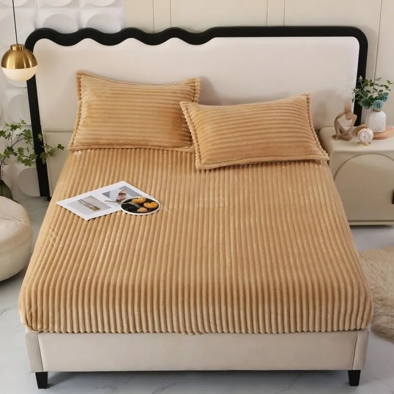 Quirky Hub Luxe Rabbit Fur Fitted Bedsheet – Camel | King Size 72x78