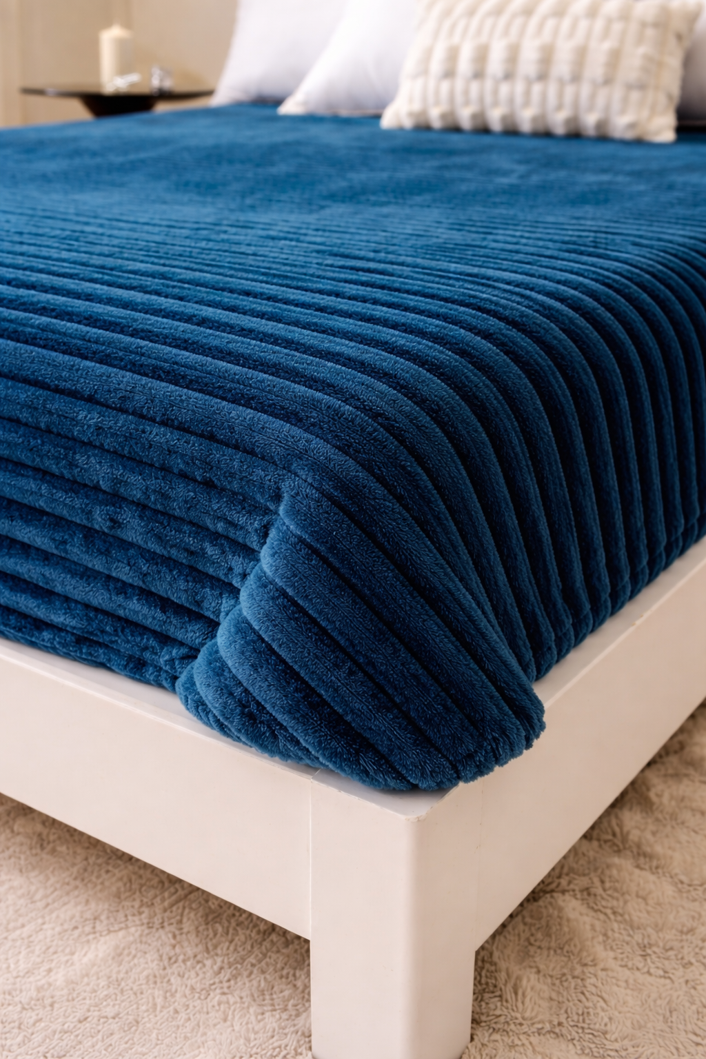 Quirky Hub Luxe Rabbit Fur Fitted Bedsheet – Peacock | King Size 72x78